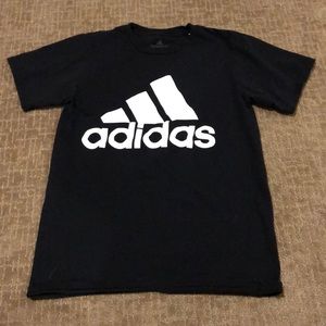 Adidas T-shirt